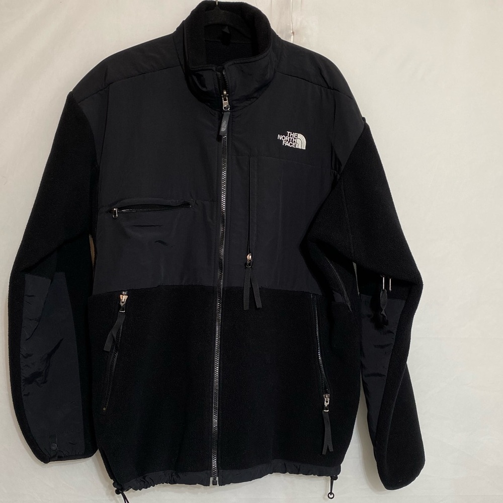 The north face extra large TG jacket sent